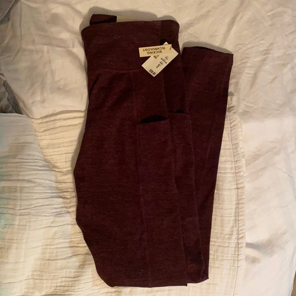 NWT Aero Legging-High Rise